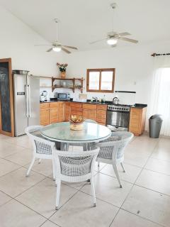 CASA PIÑA, Beautiful 2 Bedroom Home, Pedasi - Pedasí Town - 5