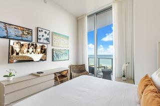 Zen Vacation Rentals Direct Ocean Front Low Floor - Hollywood - 3