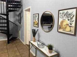 Desert Getaway - Luxury Condo Loft - Chandler - 6