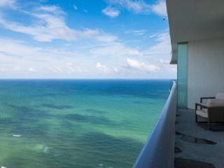 Zen 2-Bedroom Ocean View at Lyfe Resort - Hollywood - 0