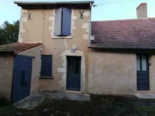 LE BLANC, AGREABLE MAISON DE CENTRE VILLE - Le Blanc - 1