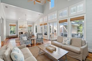 1002 E Cooper The Folly Peach Beautiful Spacious House Steps from the beach - Folly Beach - 8