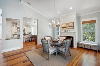 1002 E Cooper The Folly Peach Beautiful Spacious House Steps from the beach - Folly Beach - 2