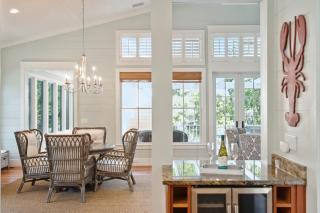 1002 E Cooper The Folly Peach Beautiful Spacious House Steps from the beach - Folly Beach - 7