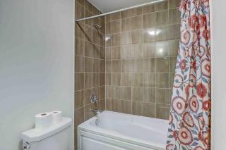 Modern NEW Build in Caledonia - 6