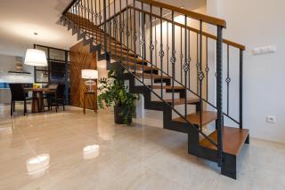 Apartment on the Main Street with Parking Old Town - Košice - 1