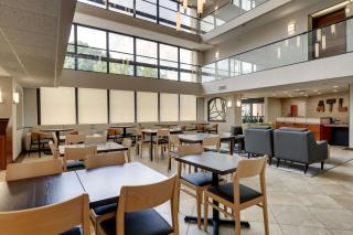 Drury Inn & Suites Atlanta Marietta - Marietta - 2