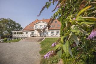 Ruhig und idyllische Lage, strandnah, gratis Nutzung vom AHOI Erlebnisbad und Sauna in Sellin- Gutshaus Silvitz FeWo 04 - Bergen auf Rügen - 8