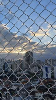 Apê canto do forte,próx praia,centro,garagem,Port 24hs,streaming e Wi-Fi grátis - Praia Grande - 4