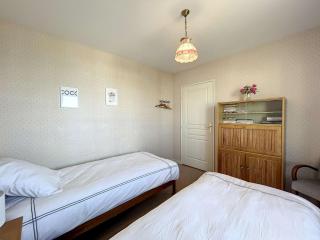 Appartement 2 chambres près de la plage avec balcon, ascenseur, garage et Wi-Fi gratuit - FR-1-361-487 - 2