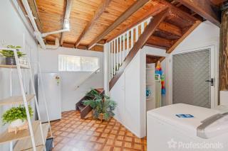 Beachfront Holiday House - Zilzie - 5