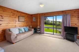 Bay View Bach - Langs Beach Holiday Home - Waipu - 2