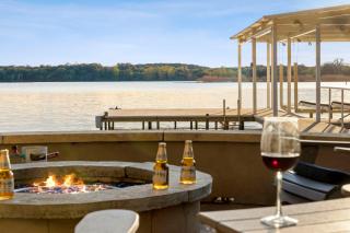 New Listing - Promo Price Waterfront Huge Yard - 7