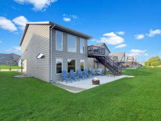 Bridges Bay Vacation Cabin 127 - 2