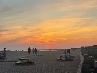 Pure-Living West Sands Sunshine and Sea View - 3 Bedroom lodge at SEAL BAY - Selsey - 9