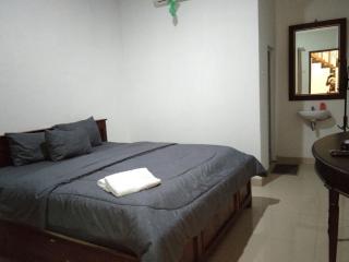 Nexdeco House Homestay Syariah Solo - Solo - 8