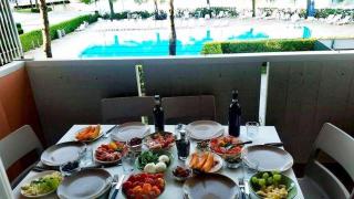 Signora Ruth - Aprilia Residence - 2