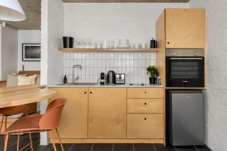 Westwind Light & Bright Luxury Apartment - 8