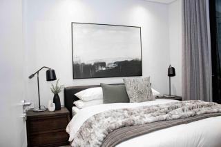 Epic Getaway in Waterfall - 0