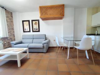 Apartamentos Arttyco con parking y WiFi by SURYNIEVE - 2