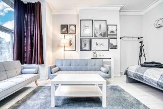 Cheerful Flat In Moseley With Free Parking - 0