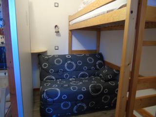 Studio cosy avec cabine, balcon, proche télécabine, commerces et écoles de ski à Valfréjus - FR-1-561-8 - Valfréjus - 4