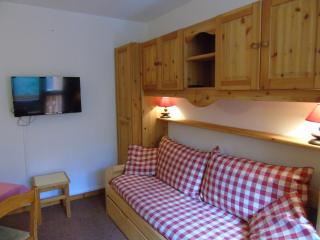 Studio cabine 4 pers à 100m des pistes et commerces, balcon sud, parking gratuit, draps inclus. - FR-1-561-11 - Valfréjus - 9