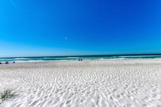 Island Time-Private Beach Access-Heated Pool-Water Views - Bradenton Beach - 5