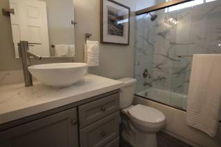 Relaxing Retreat - 3 bdrm 2.5 bath house - sleeps up to 10! - San Diego - 9
