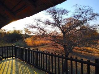Zebula Golf and Wildlife Estate - Njala Crossing Pax 13 - Moi Signature Luxury villa - 1
