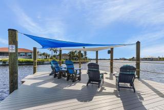 It's a GOLD RUSH! Paddleboard, Kayak, Saltwater Pool & Spa - Villa Sea'n Coastal View - Roelens - Cape Coral - 2
