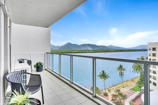 901 Harbour Lights with Ocean Views - Cairns - 0