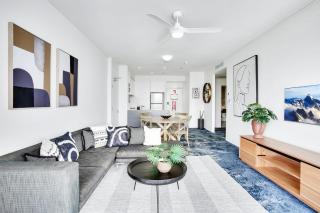 901 Harbour Lights with Ocean Views - Cairns - 5
