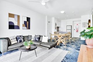 901 Harbour Lights with Ocean Views - Cairns - 2