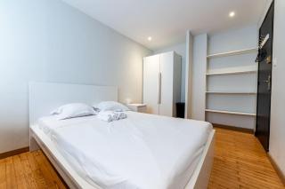 Proche GEM et Gare: 3 chambres-clim-balcon-wifi - 8