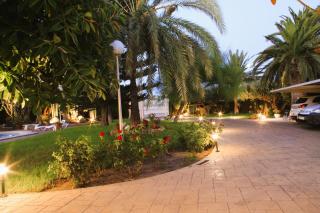 Villa Iluminada con chimenea, barbacoa y piscina cerca Playa - Elche - 9