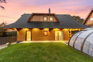 Kukana and Kuku Chalets with Private Pool, Sauna and Jacuzzi, Vysoke Tatry - Vysoké Tatry - 9