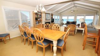 SA227, When Pigs Fly- Oceanfront, Ocean Views, Close to Beach Access, SUN-SUN - Sanderling - 3