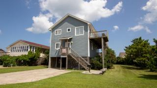 SNH418, Blue Cloud- Oceanside, Ocean views, sun decks, Hot Tub - Nags Head - 0