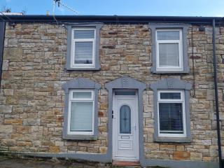 3 bedroom modern house. Merthyr Tydfil near bike park wales and Brecon Beacons National park - Dowlais - 9