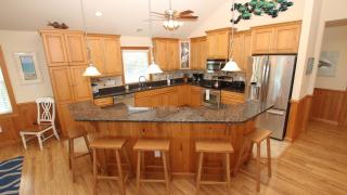 SS8, Group Therapy- Oceanside, Pool with Poolside Bar, Rec Room, Hot Tub, Sun Decks - Southern Shores - 2