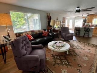 Li'l Love Inn: Magical Sunsets, Quiet, Cozy, Waterfront - Cambridge Springs - 1