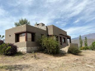 Hermosa Casa en Tafí del Valle - Tafí del Valle - 0