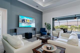 BRAND NEW - Heated Pool & Modern Upgrades! - Villa Moonlight Breeze - Roelens Vacations - 5