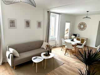 Le Vesontio, Wifi, Parking proche - Besançon - 8