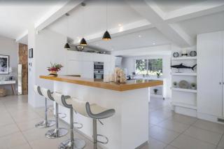 FRGK "Belle villa contemporaine, avec une splendide vue panoramique sur la mer" - Cannes - 6