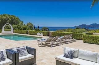 FRGK "Belle villa contemporaine, avec une splendide vue panoramique sur la mer" - Cannes - 9