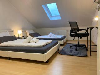 Deluxe Business Suite mit Netflix Premium & Parkplatz, zentral zu Audi & Schwarz Gruppe with 2 Bedrooms - Bad Friedrichshall - 4