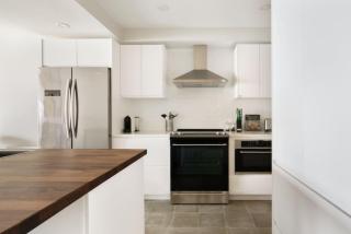 Luxury Condominium with Rustic Minimalist Style - Mont-Tremblant - 0