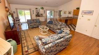 VOH56, Atlantic Sound Waves- Soundside, Lake View, Hot Tub, Dogs Welcome, Community Amenities - Corolla - 5